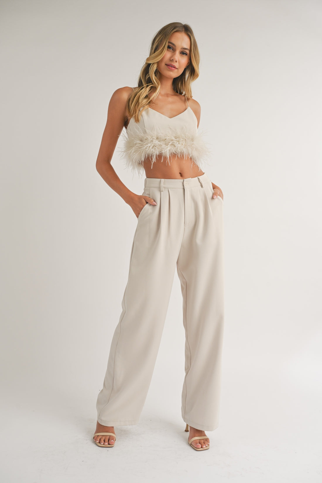 Feathers Pant Set